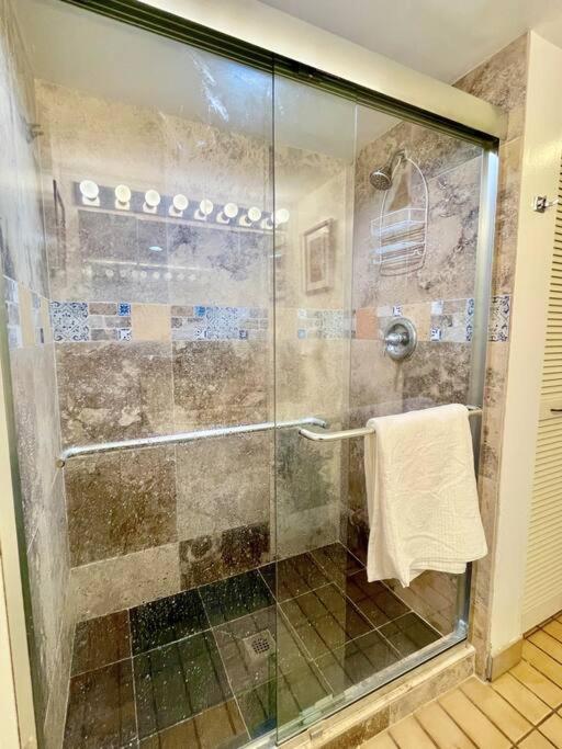 Magic Sands Beach View, 2B2B, Ac, Pool, Sleeps 6 Kailua-Kona Exterior photo